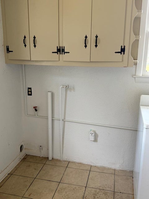 Tiny photo for 104 W Pope St, Sylvester, GA 31791 (MLS # 142876)