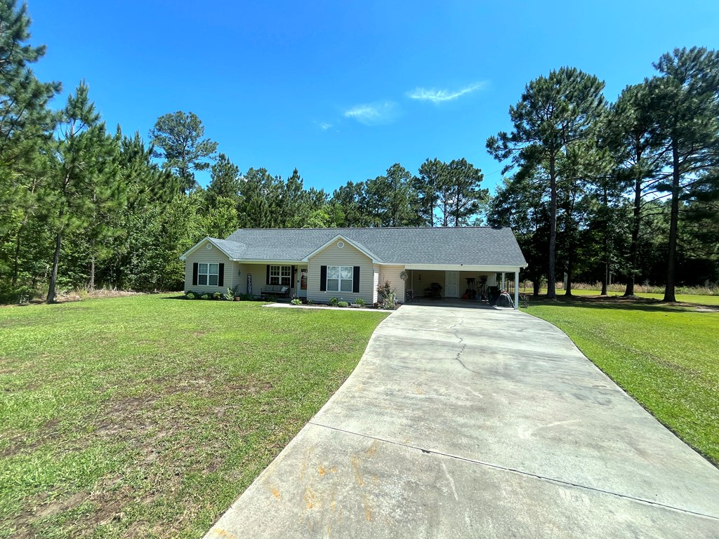 209 Greenbrier Circle