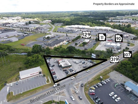 Tiny photo for 121 SW Benjamin H Hill Drive, Fitzgerald, GA 31750 (MLS # 138446)