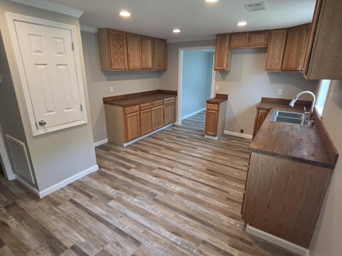 Tiny photo for 214 Tyson Ave, Tifton, GA 31794 (MLS # 142999)