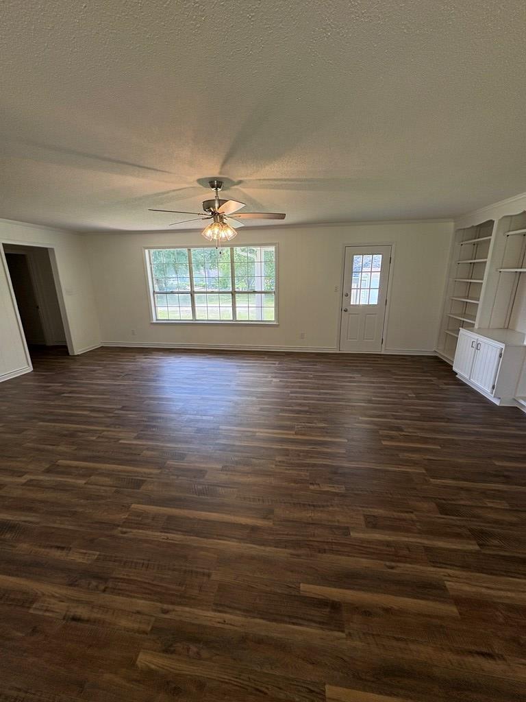 383 Camellia Dr