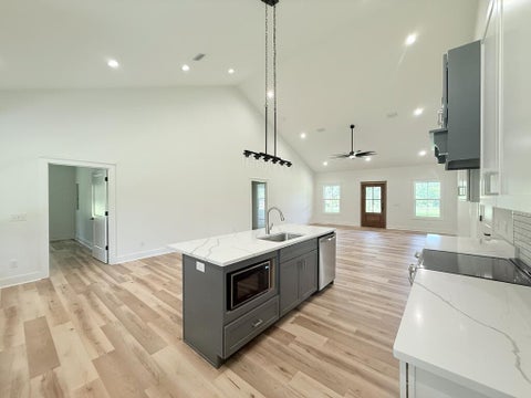 Tiny photo for 3411 Bob Bowen Rd, Blackshear, GA 31516 (MLS # 143057)