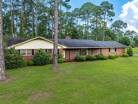 Tiny photo for 411 Haley Ave, Ashburn, GA 31714 (MLS # 142806)
