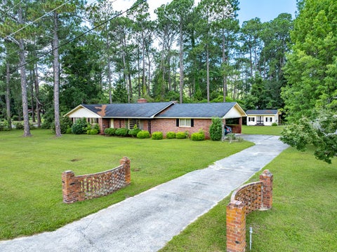 Tiny photo for 411 Haley Ave, Ashburn, GA 31714 (MLS # 142806)