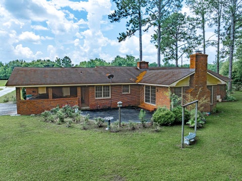 Tiny photo for 411 Haley Ave, Ashburn, GA 31714 (MLS # 142806)