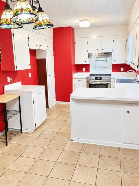 Tiny photo for 106 Orchard Circle, Fitzgerald, GA 31750 (MLS # 143143)