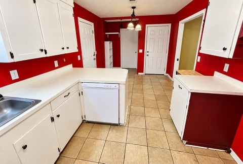 Tiny photo for 106 Orchard Circle, Fitzgerald, GA 31750 (MLS # 143143)