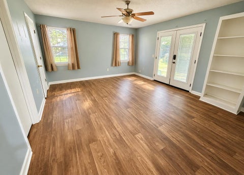 Tiny photo for 106 Orchard Circle, Fitzgerald, GA 31750 (MLS # 143143)