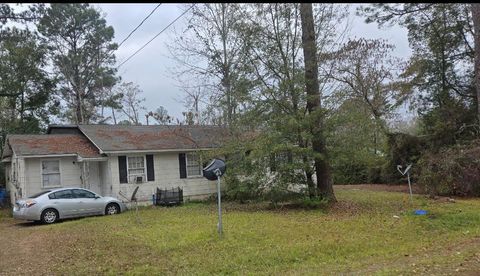 Photo of 2426 University Dr, Valdosta, GA 31601 (MLS # 139157)