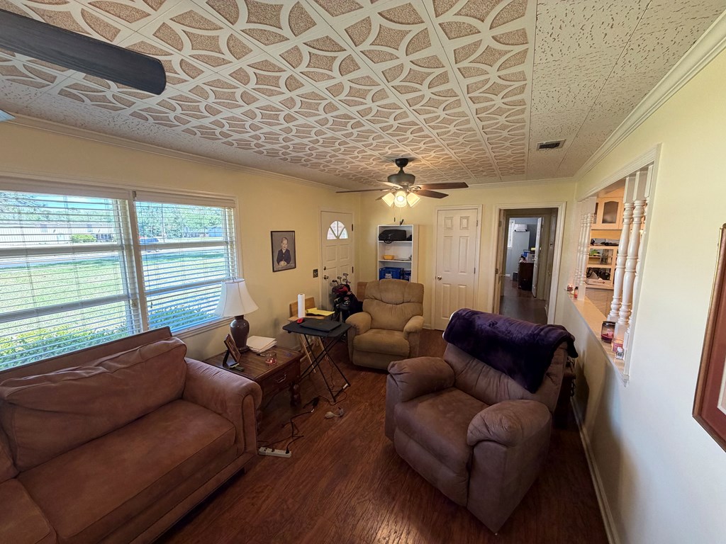 106 S Goodman Street