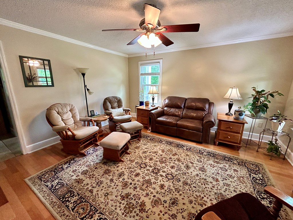 2118 Deer Run Circle
