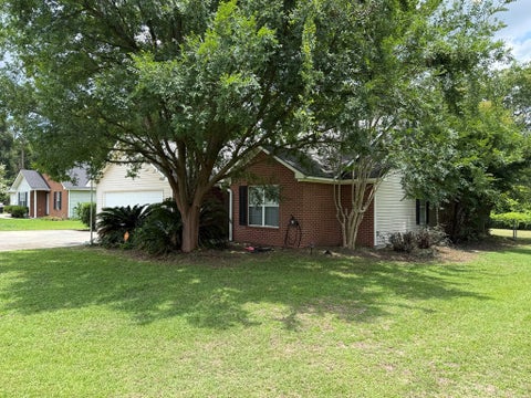 Tiny photo for 64 Edinburgh Drive, Tifton, GA 36793 (MLS # 142768)