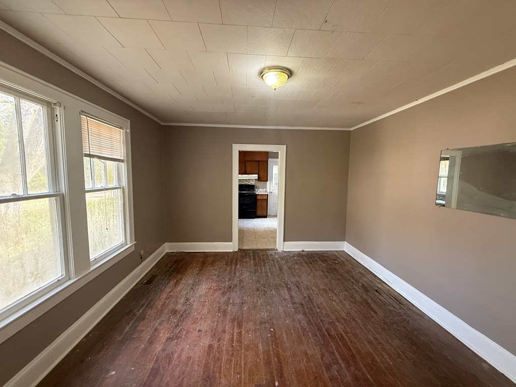 312 W Cypress Street