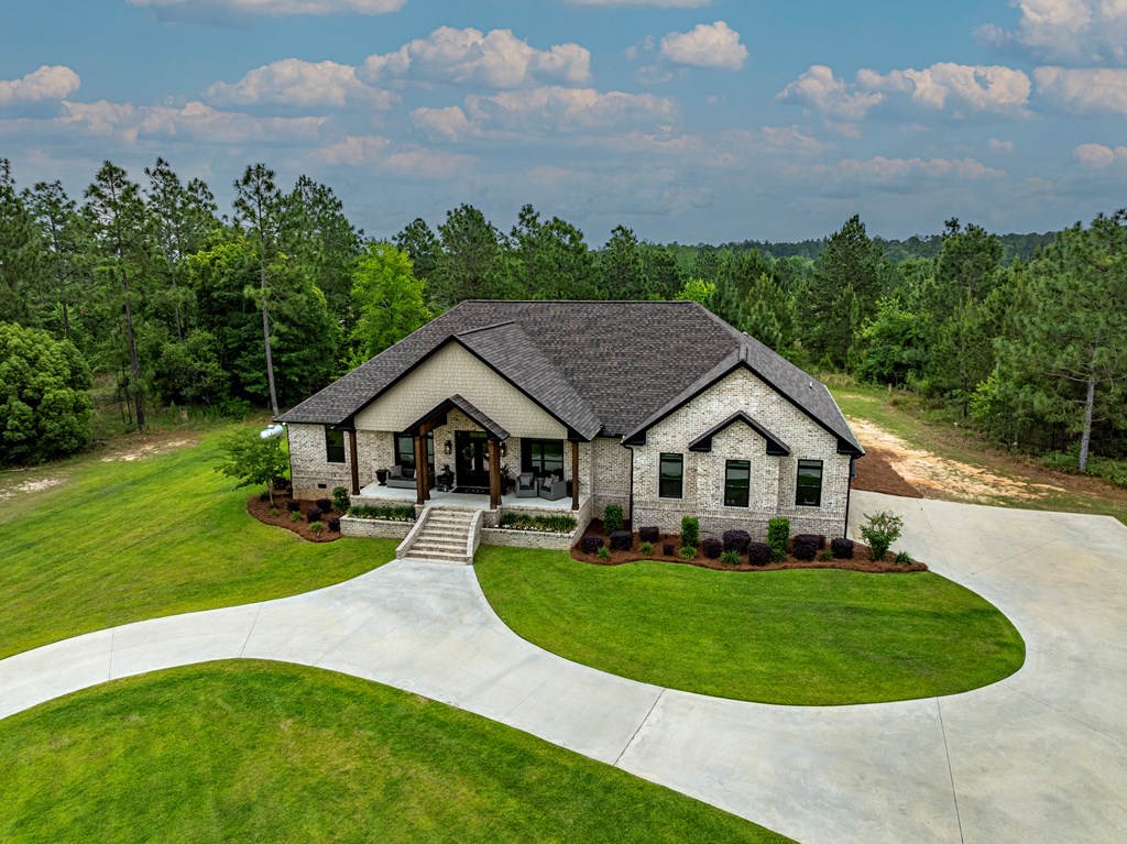 113 North Pointe Dr