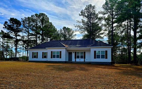 Photo of 153 Clare Rd, Fitzgerald, GA 31750 (MLS # 142578)
