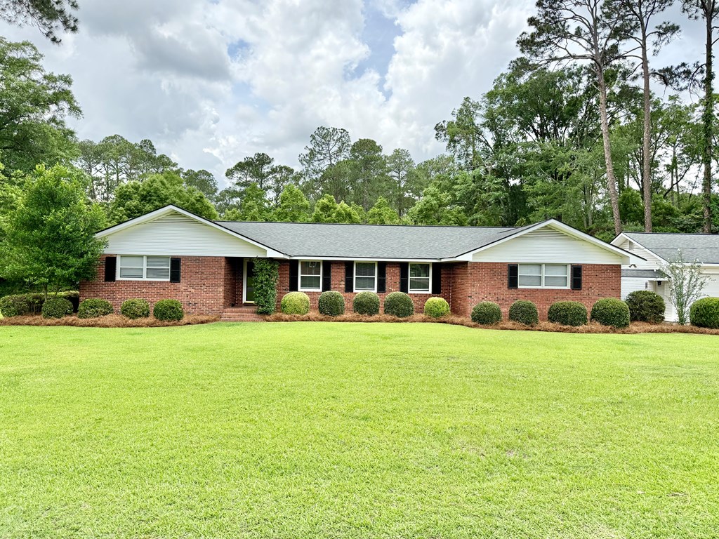 1436 Larkin Ave