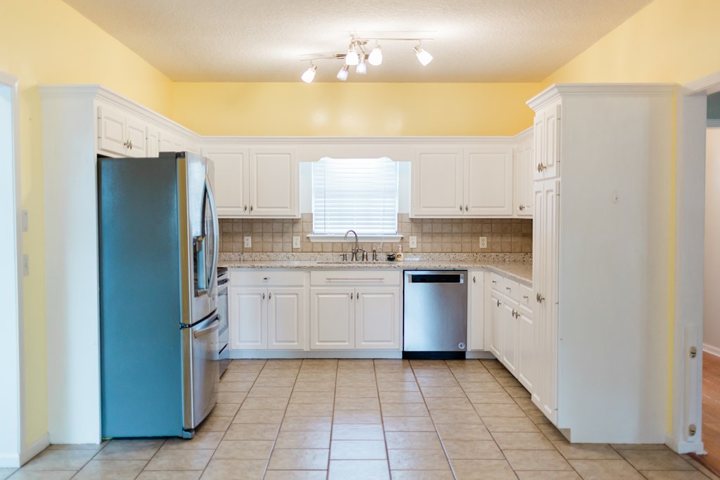 89 Kingsridge Drive