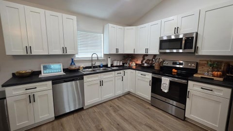 Tiny photo for 478 Ashby DR, Douglas, GA 31533 (MLS # 143106)