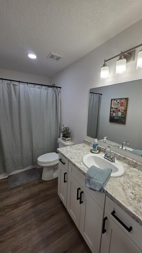 Tiny photo for 478 Ashby DR, Douglas, GA 31533 (MLS # 143106)