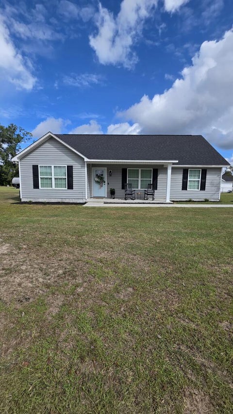 Tiny photo for 478 Ashby DR, Douglas, GA 31533 (MLS # 143106)