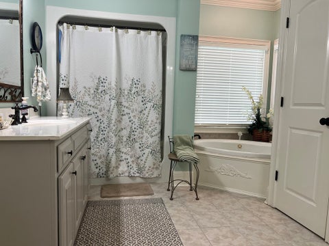 Tiny photo for 12 Fairway Dr, Tifton, GA 31793 (MLS # 142757)