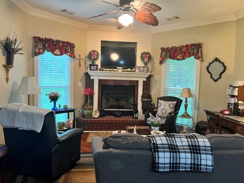 Tiny photo for 12 Fairway Dr, Tifton, GA 31793 (MLS # 142757)