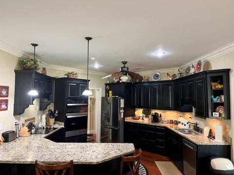 Tiny photo for 12 Fairway Dr, Tifton, GA 31793 (MLS # 142757)