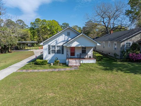 Photo of 1209 Central Ave N Ave, Tifton, GA 31794 (MLS # 142433)