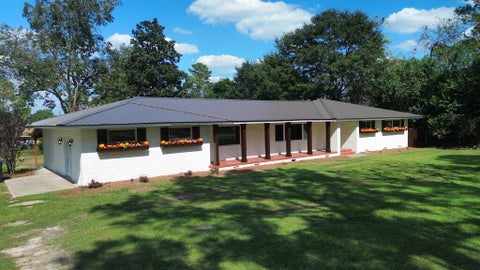 Photo of 911 W Roanoke Drive Ext, Fitzgerald, GA 31750 (MLS # 143214)