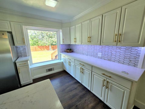 Tiny photo for 911 W Roanoke Drive Ext, Fitzgerald, GA 31750 (MLS # 143214)