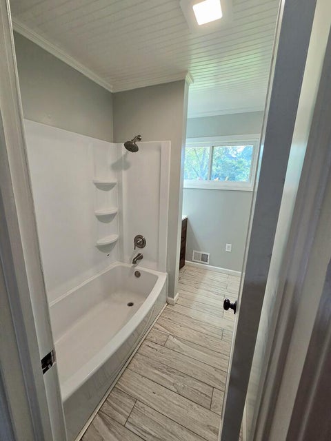 Tiny photo for 911 W Roanoke Drive Ext, Fitzgerald, GA 31750 (MLS # 143214)
