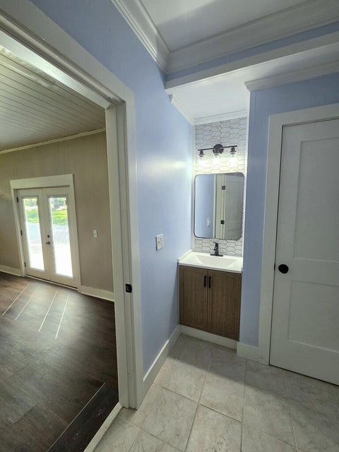 Tiny photo for 911 W Roanoke Drive Ext, Fitzgerald, GA 31750 (MLS # 143214)