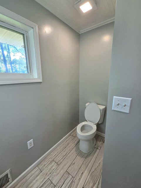 Tiny photo for 911 W Roanoke Drive Ext, Fitzgerald, GA 31750 (MLS # 143214)