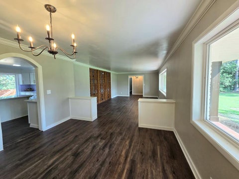 Tiny photo for 911 W Roanoke Drive Ext, Fitzgerald, GA 31750 (MLS # 143214)