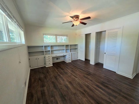 Tiny photo for 911 W Roanoke Drive Ext, Fitzgerald, GA 31750 (MLS # 143214)