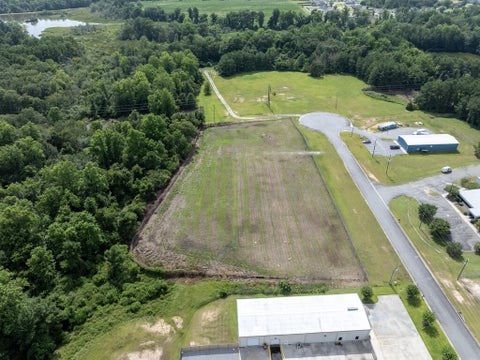 Tiny photo for 0 Union Industrial Way, Tifton, GA 31793 (MLS # 143004)