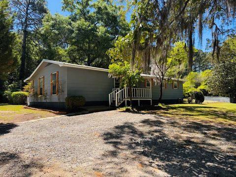 Photo of 503 Lakeshore Drive, Cordele, GA 31015 (MLS # 142527)