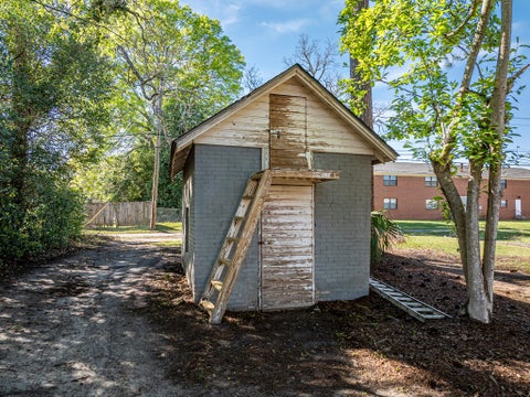 Tiny photo for 218 N Central Ave, Tifton, GA 31794 (MLS # 142786)