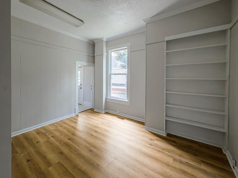 Tiny photo for 218 N Central Ave, Tifton, GA 31794 (MLS # 142786)