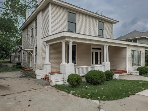 Tiny photo for 218 N Central Ave, Tifton, GA 31794 (MLS # 142786)