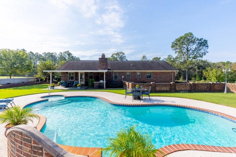 Tiny photo for 808 Dave Bishop Sr Rd, Fitzgerald, GA 31750 (MLS # 143230)