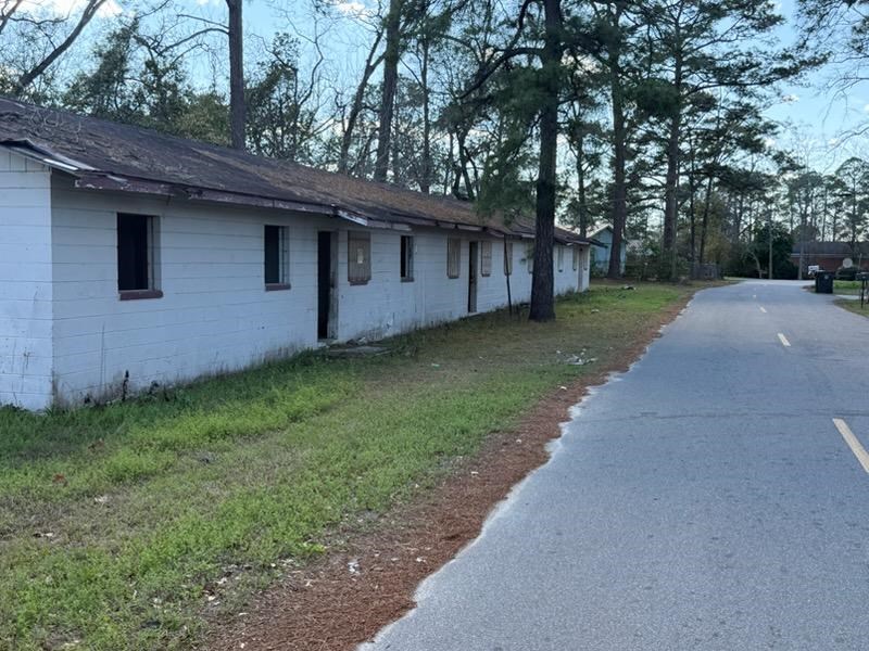 605 W Seventh Street