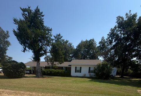 Photo of 421 Best Circle, Adel, GA 31620 (MLS # 138837)