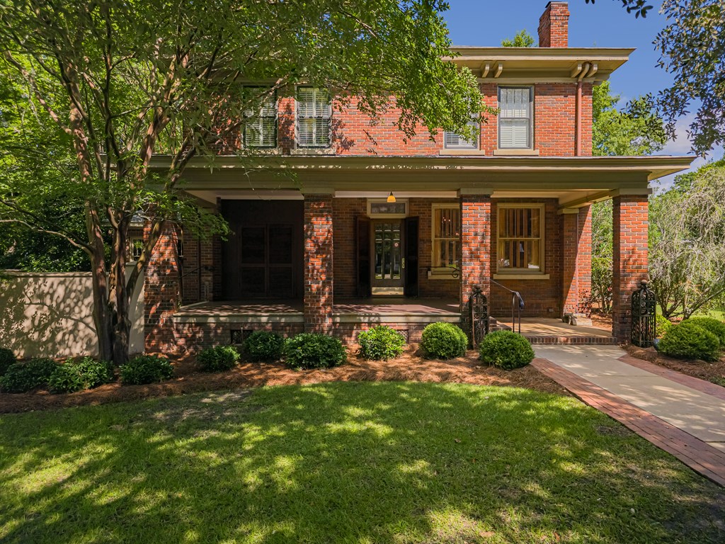 801 N Ridge Avenue
