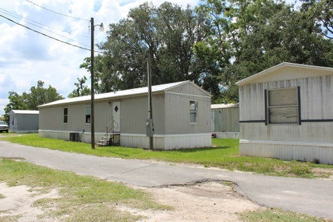Tiny photo for 33 Peeler Ave, Lakeland, GA 31635 (MLS # 143075)