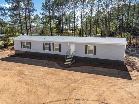 Photo of 529 Evergreen Road, Fitzgerald, GA 31750 (MLS # 141369)