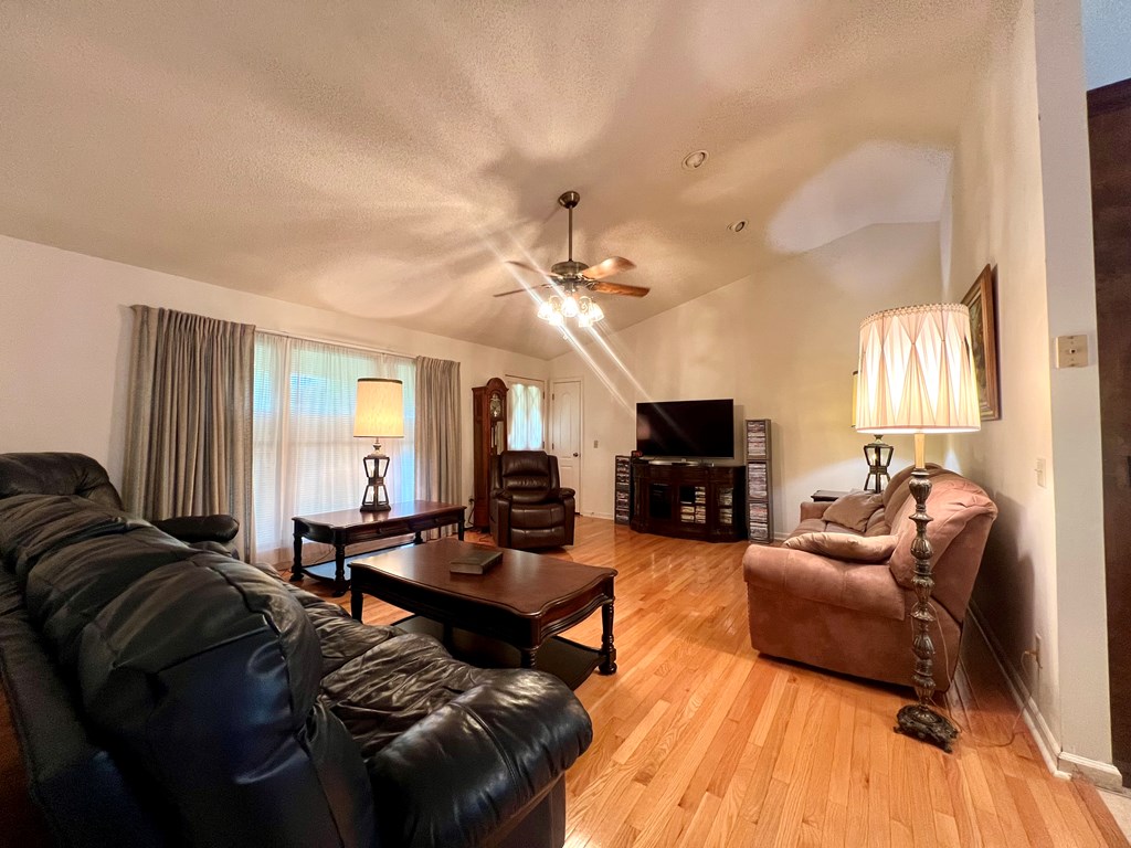 109 Preston Drive