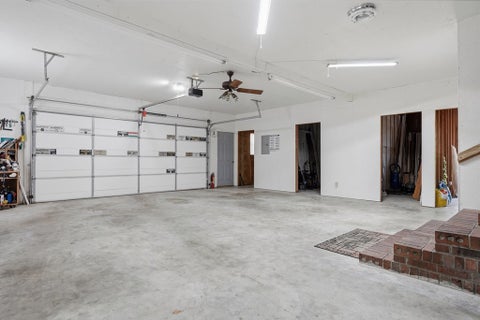 Tiny photo for 215 W Cypress Street, Fitzgerald, GA 31750 (MLS # 142873)