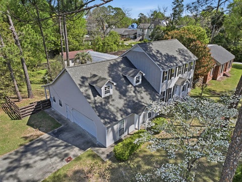 Tiny photo for 215 W Cypress Street, Fitzgerald, GA 31750 (MLS # 142873)