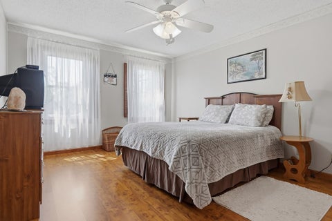 Tiny photo for 215 W Cypress Street, Fitzgerald, GA 31750 (MLS # 142873)